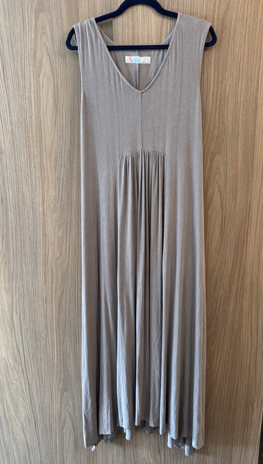Free People FP Beach Maxi Dress Sz Small Taupe Sleeveless Boho Flowy V Neck Maxi