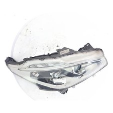 Feu avant (phare) Peugeot 208