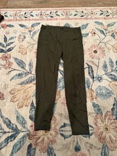 Women's Olive Green Ankle Leggings with Pockets, Solid Pattern