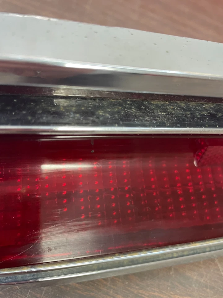 Oldsmobile Dynamic 1964 conjunto de luz trasera izquierda 1025 Foto 4 de 4