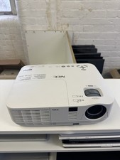 Projetor NEC V260 DLP Projector - 89% Lamp Light Life Remaining /White No Remote