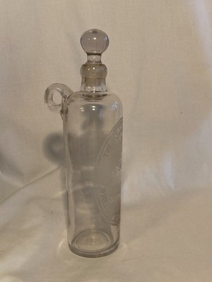 c1910-20 the Seahorse brand Geneva M. P. Pollen & Zoon Rotterdam etched Bottle