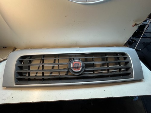 FIAT DUCATO 2008-2014 Gitter Grill Kühlergrill VORNE ORIGINAL 1308067070  - Bild 1 von 7