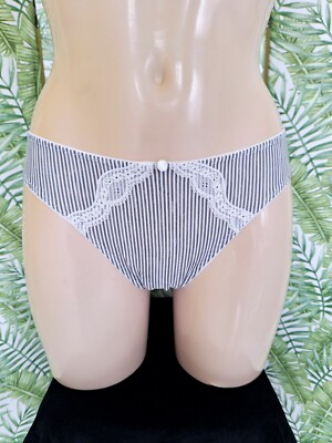 Culotte Lise Charmel Taille 2 - Couleur Rayée Gris/blanc, Neuve Sans étiquette, Sous-vêtement Féminin Chic