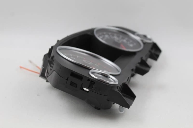 Grupo de velocímetros 82 k millas 180 MPH para Volkswagen Touareg 2015-16 OEM #20332 Foto 4 de 4