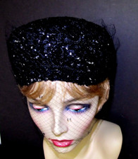 REAL VINTAGE PIECE -BLACK BEADED HAT 1950''S - EXCELLENT CONDITION