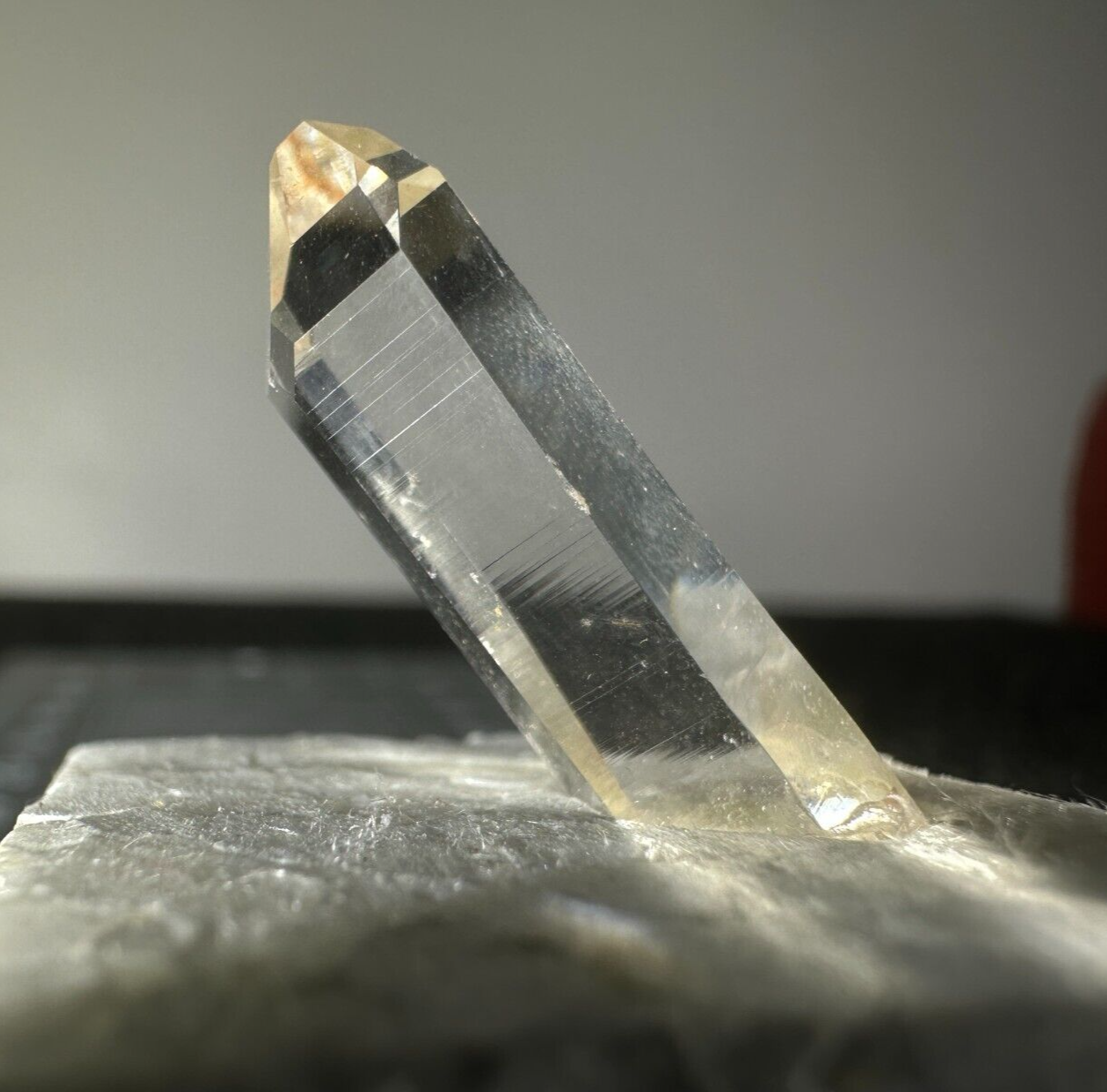 Natural 11/8 Inch SINGLE QUARTZ CRYSTAL Hot Springs Arkansas VIDEO