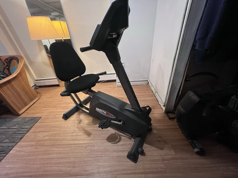 Bicicleta estática reclinada estacionaria para interiores Foto 2 de 4