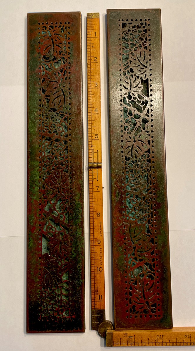 【日本未入荷】 TIFFANY・NYから発送 Color Splash チャーム Tiffany Studios NewYork #998 Grapevine 12”Blotter Ends