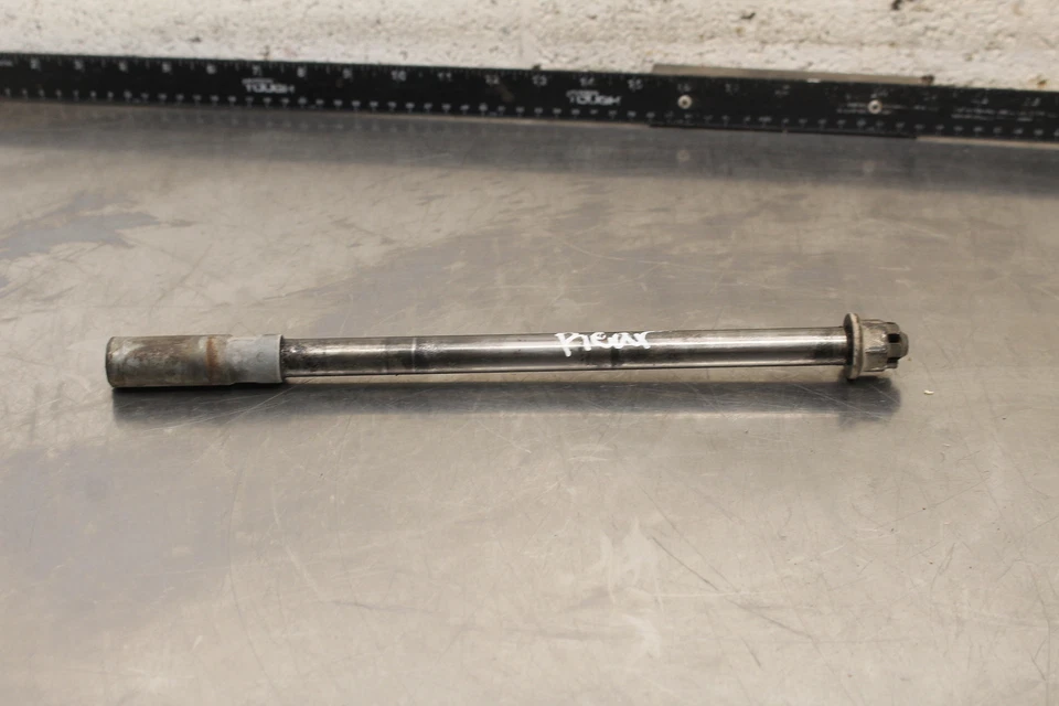 1978 Honda CX500 ЗАДНИЙ МОСТ ЗАДНЕЕ КОЛЕСО БОЛТ ПОВОРОТА ОСЬ A420 - Изображение 2 из 4