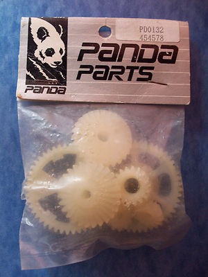 VINTAGE PANDA PD0132 VERY RARE TRANSMISSION GEAR THUNDER TIGER 132 CRUSHER NIP