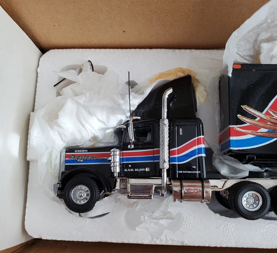 Matchbox Harley Davidson Kenworth 18 Wheeler Die Cast Tractor Trailer KS188SA-M - Image 2 of 4