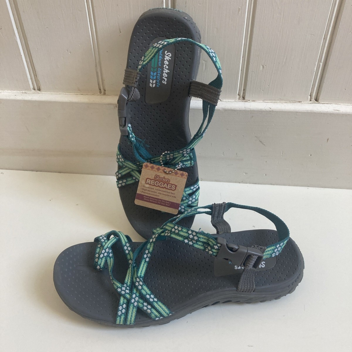 Skechers Outdoor Lifestyle Reggaes Toe Loop Green Women Us