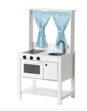 IKEA Spisig Kinderküche Spielküche weiß mit Gardinen Theater 55x37x98 cm Neu OVP