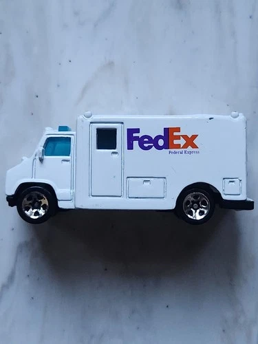 VINTAGE" FED EX DELIVERY TRUCK"1993 HOT WHEEL"WHITE/DOORS OPEN/VERY GOOD SHAPE
