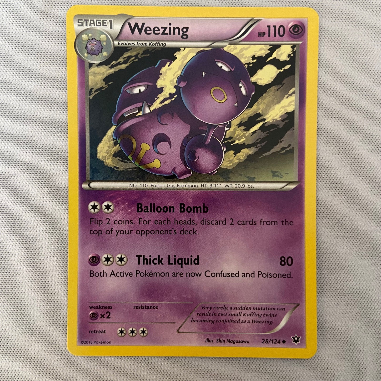 Weezing 28/124 Uncommon Fates Collide Pokemon Lightly Played