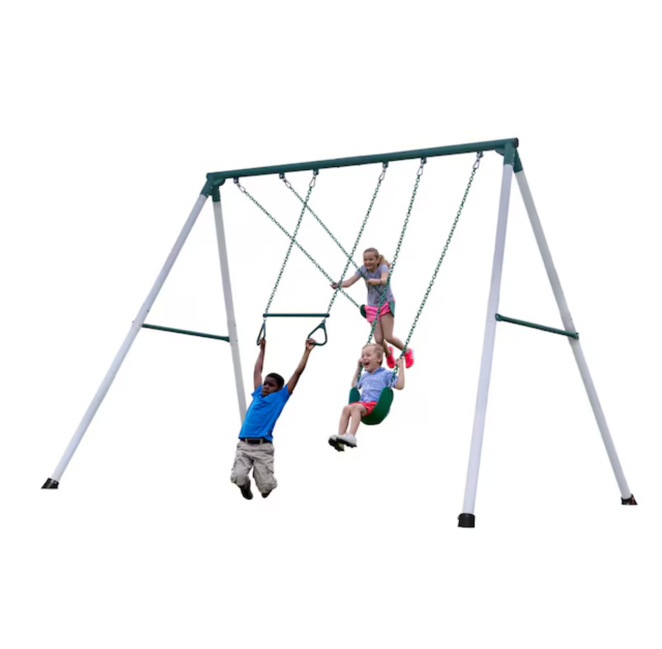 3 Swings Steel Frame Outdoor Playset