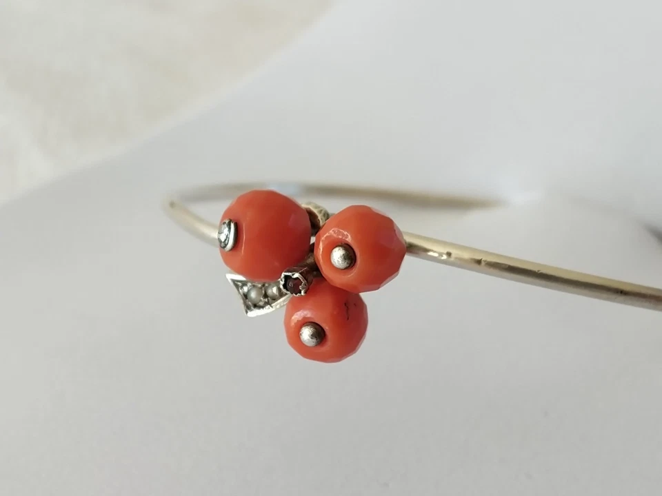 ANCIEN BRACELET ARGENT MASSIF TRÈFLE PERLES DE CORAIL FACETTÉ XIXe 1864-1893 - Photo 4/4