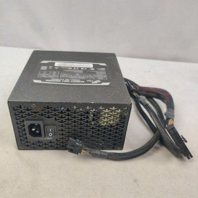 FSP AURUM 92+ 550W 80+ Platinum Semi-modular ATX Power Supply (Missing Cables)