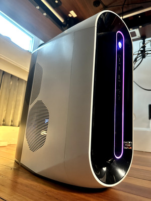 Alienware Aurora R10 Gaming PC Ryzen 7 5800 RTX 3060 16 GB SSD DDR4 WIN11