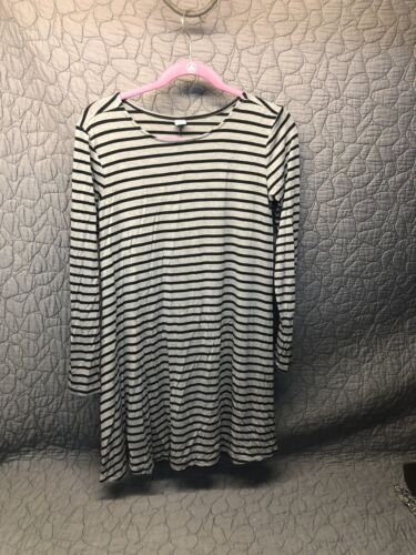Old Navy T-Shirt Dress -Black & Gray Stripe HOT STYLE Size S ~ NWoT