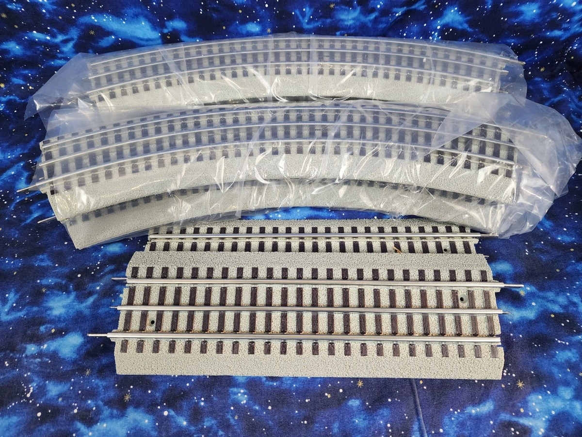 LIONEL O SCALE FASTRACKk OVAL TRAIN TRACK 8 Curves 2 10