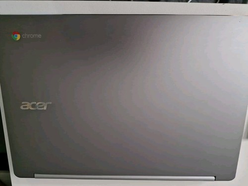Acer Convertible Chromebook R13  mit Laptoptasche