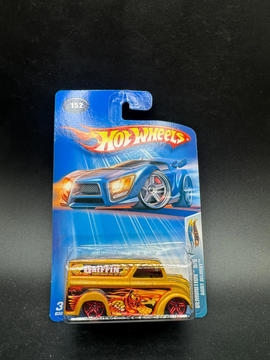 Hot Wheels Dairy Delivery Delivery Truck Diecast & Toy Vehicles