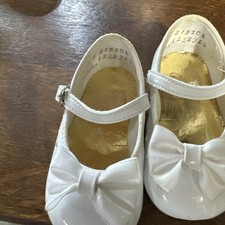Vintage Y2K Small Steps Toddler Girl Shoes White Shiny Bow Buckle Dressy Size 2