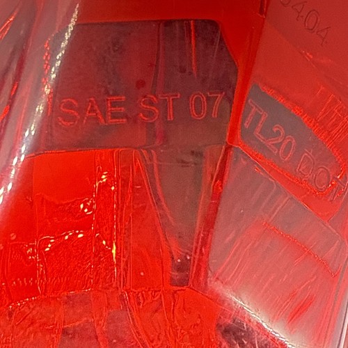 Aprilia Shiver SL750 2010-2016 Rear Stop Tail Light Pt.no AP851638 #Y2 - Picture 11 of 12