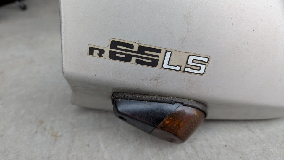 Lámparas de señalización superiores capó plateado carenado delantero BMW R65LS 1980-1984 Foto 2 de 4