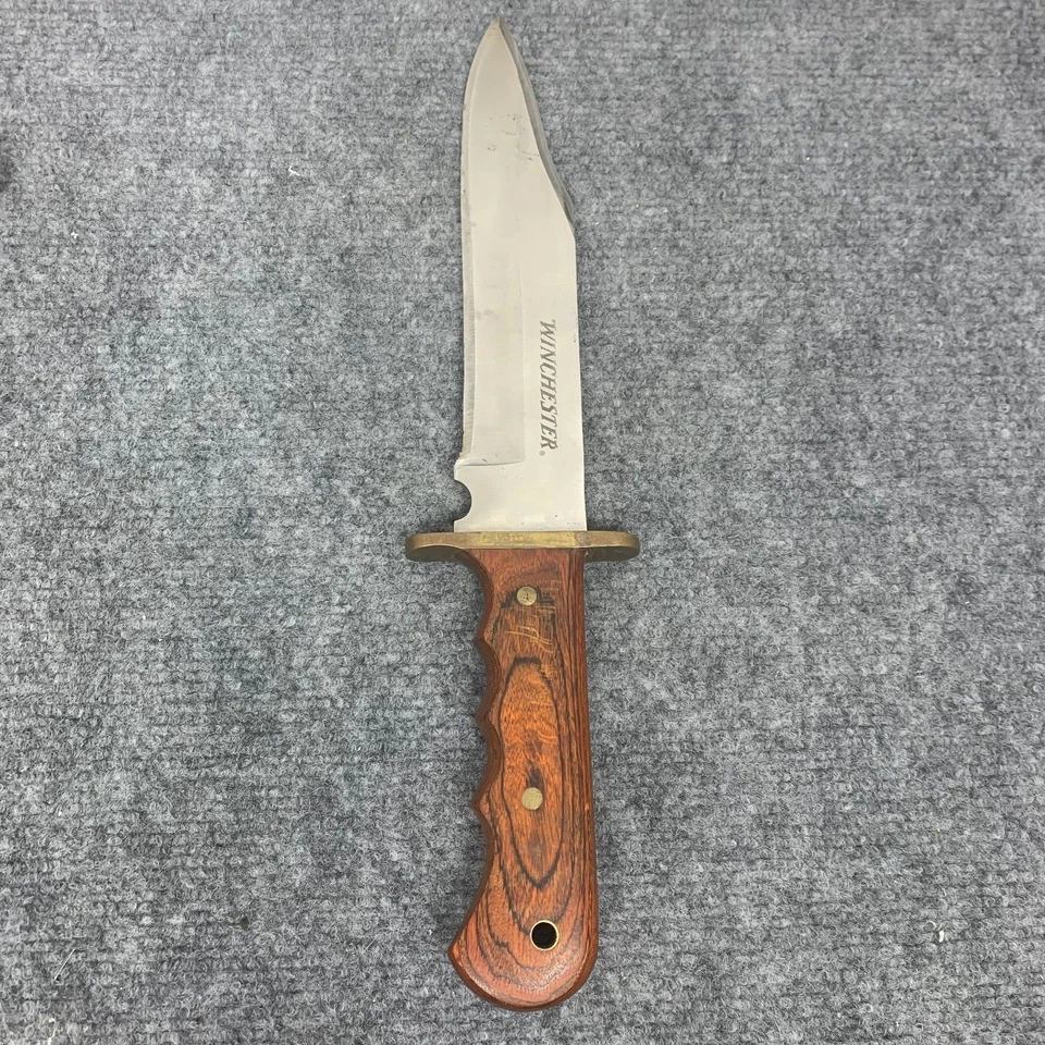 14in Winchester Hunting Knife with Sheath Made In USA - Image 3 of 4