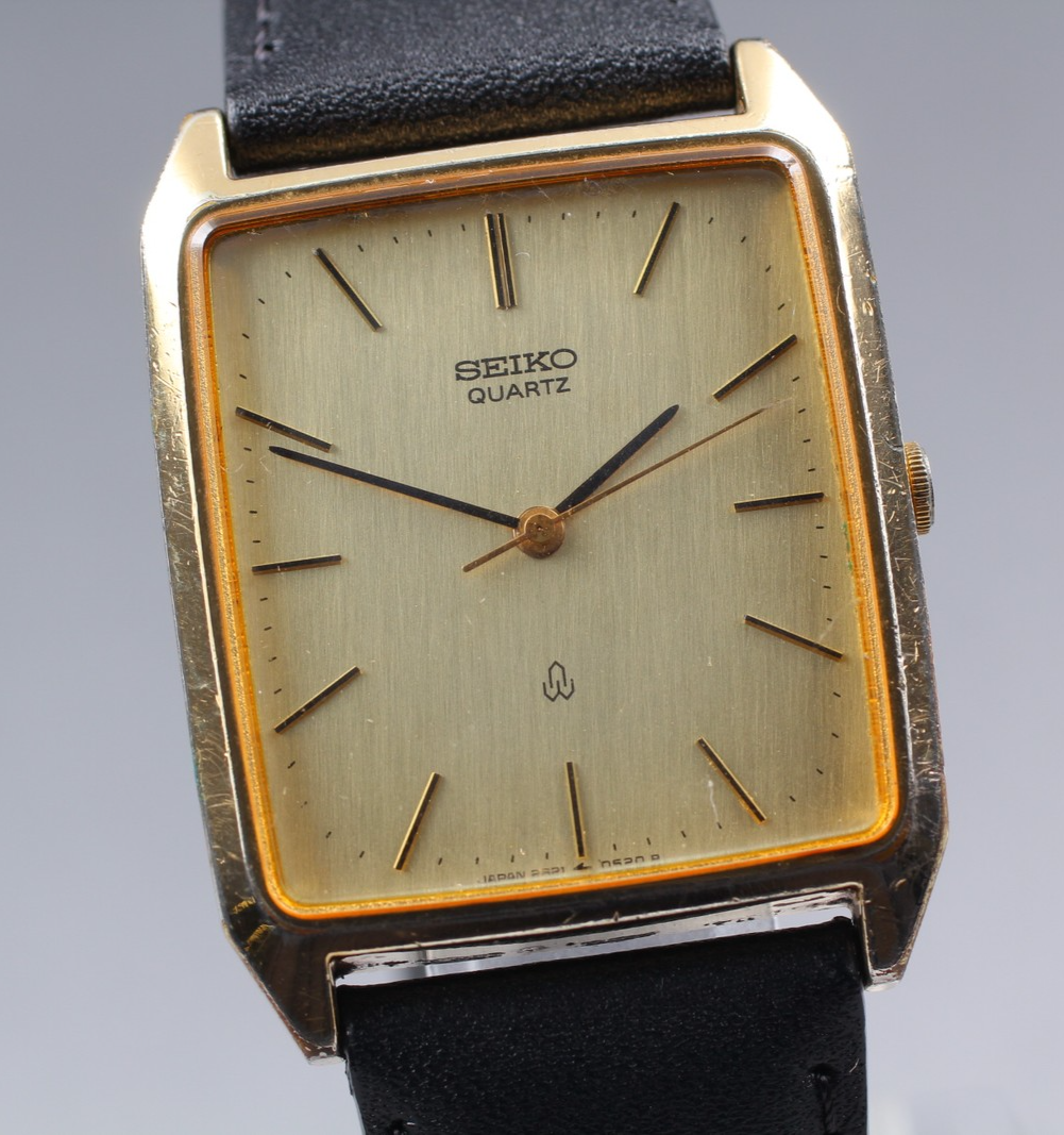 Vintage Seiko Chariot 2621-5240 27mm Gold Dial Quartz Men's Watch Japan Exc+5 Condition