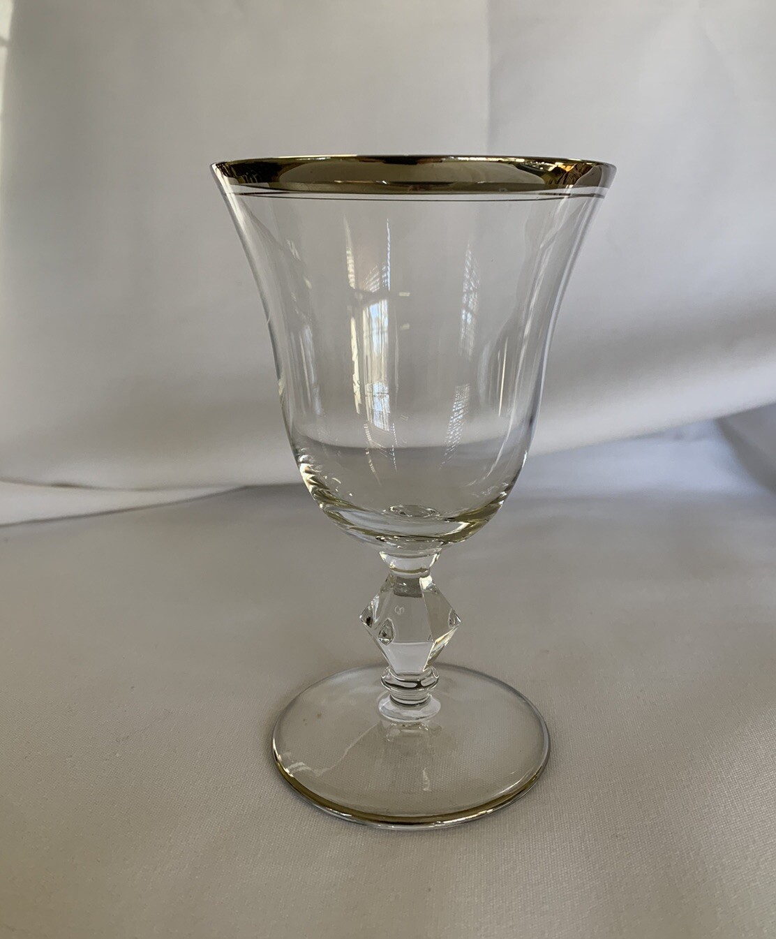 GLASTONBURY-LOTUS MIRAMAR WATER /  WINE GLASS / GOBLET, SILVER / PLATINUM RIM