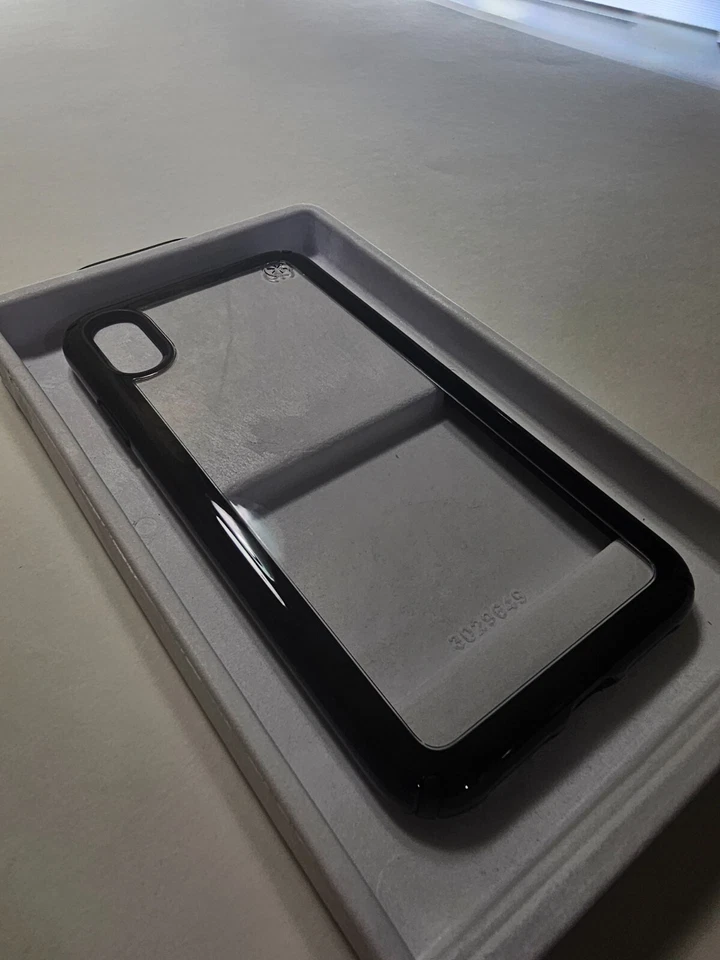 Funda Speck Presidio Show para Apple iPhone XS MAX 6.5"- NEGRA TRANSPARENTE Foto 2 de 4