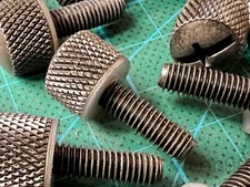 Hammond 10-32 x 5/8" Rack Mount Thumb Screws w/ Nylon Washer, Steel, Pack of 25