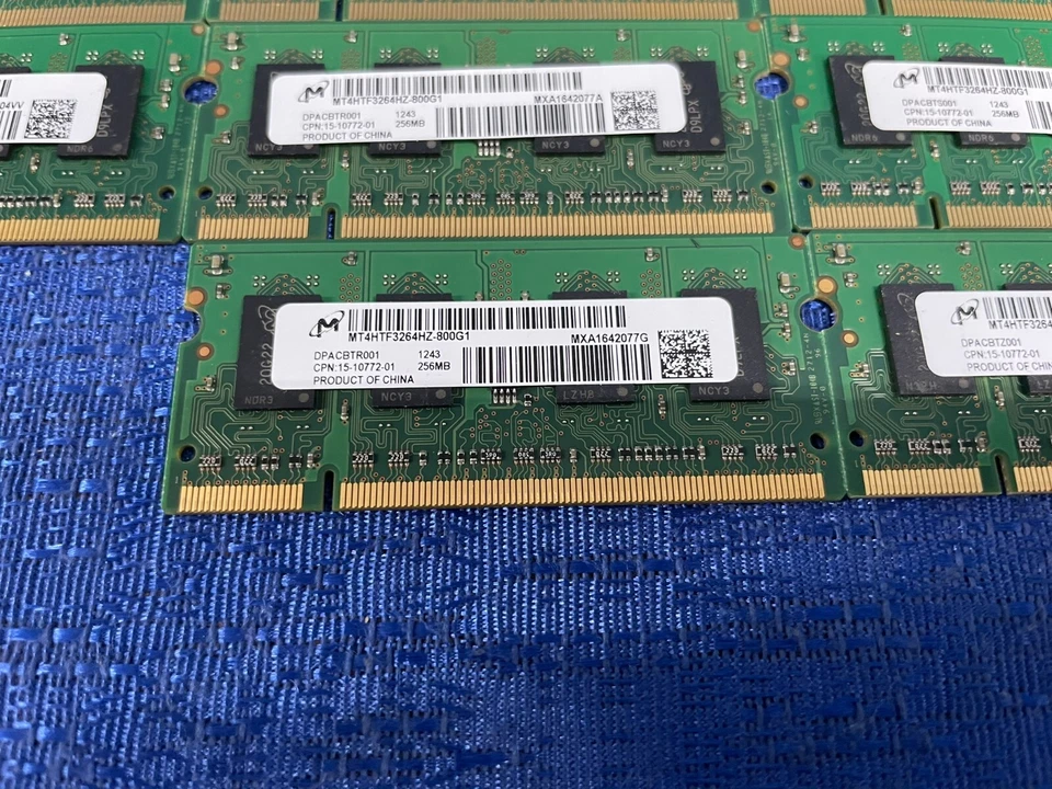 Lot of 30 Cisco 15-10772-01 256MB RAM DRAM DIMM MT4HTF3264HZ-800G1 - Image 2 of 4