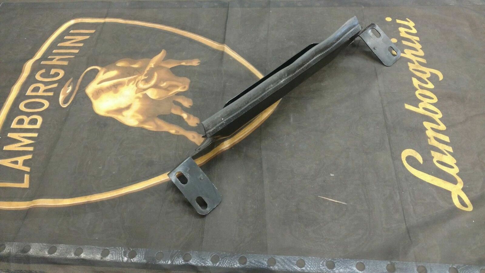 LAMBORGHINI AVENTADOR REAR EXHAUST HEAT SHIELD DIFFUSER OEM 470825497