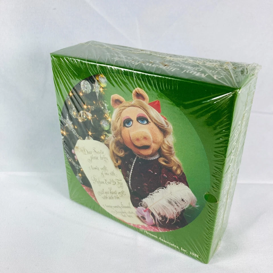 NEW SEALED 1981 Springbok Mini Jigsaw Puzzle, Miss Piggy Christmas List, Muppets - Image 3 of 4