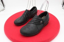 Clarks Dress Loafers Womens Black Leather Slip-On 7 W