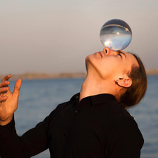 Acrylic Contact Juggling Ball Small Transparent Practice Juggling Ball with B...