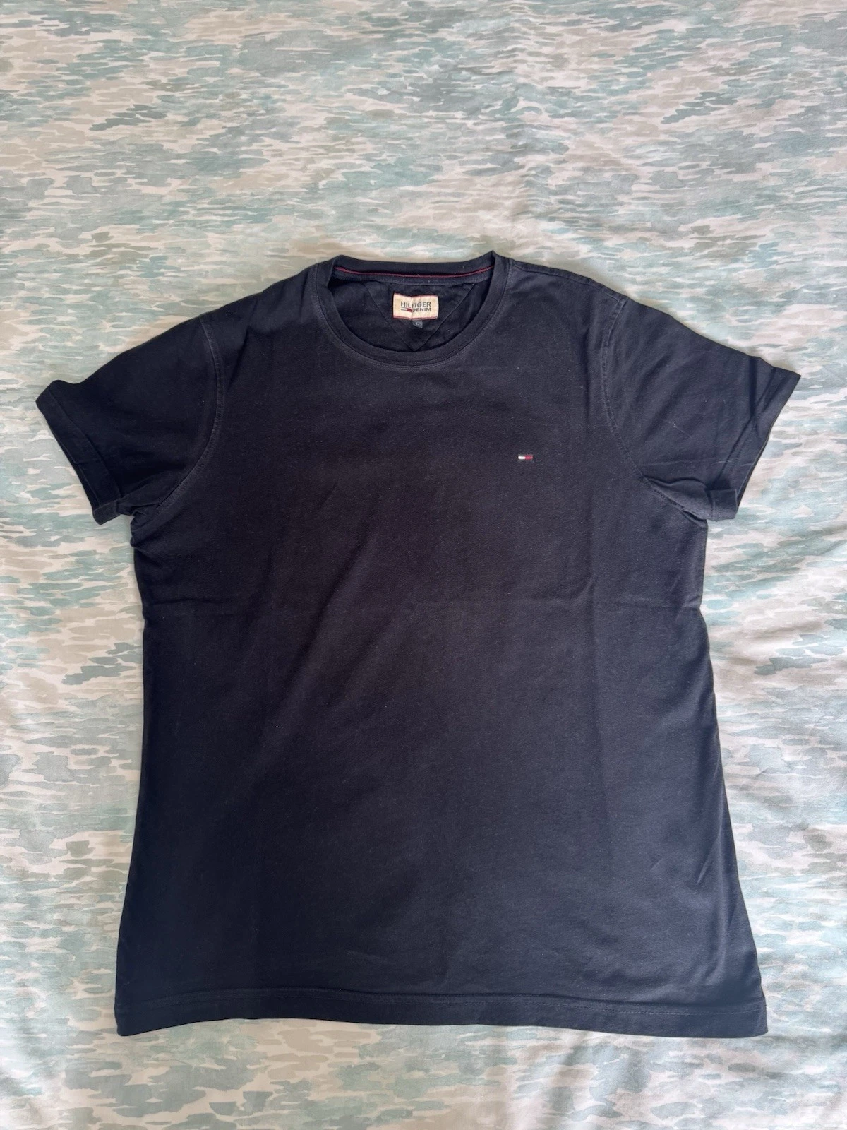 Tommy Hilfiger Large Denim Men’s Black T Shirt