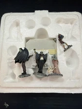 Hawthorne Village Universal Studios Monsters Dracula Vampires Figures 4 Read