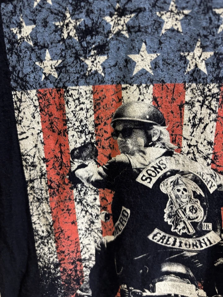 Navy blue Sons of Anarchy T-Shirt size medium(?) tag is missing. P2P:19, MORE - Image 3 of 4