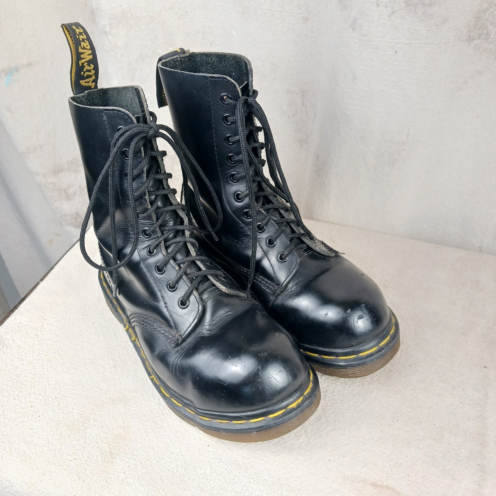 Vintage Doc Martens Combat Boots Women's Size 6 Made In England thumbnail 12