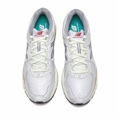 New Balance x Thisisneverthat 860v2 White Shoes Sneakers ML860TW2 