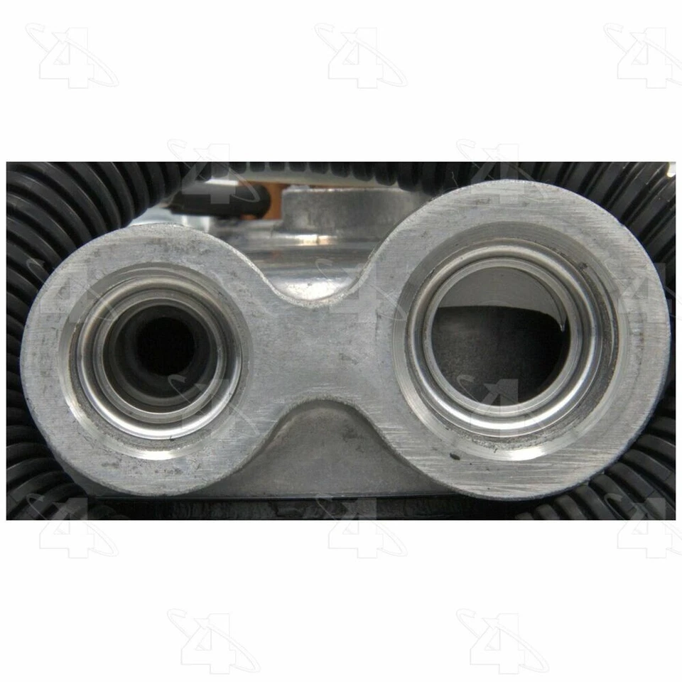 Compresor de aire acondicionado Four Seasons 68576 para modelos Ford 92-97 seleccionados Foto 4 de 4