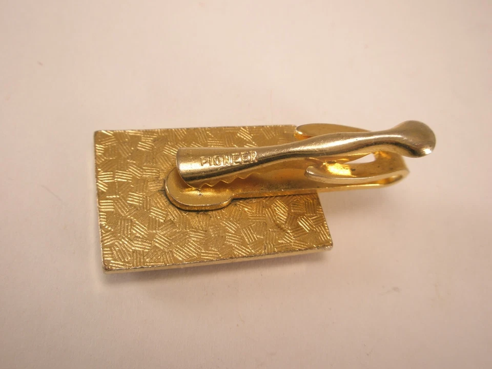 1-3/8" Red, Black & White Enamel Vintage SMALL PIONEER Tie Bar Clip - Image 3 of 3