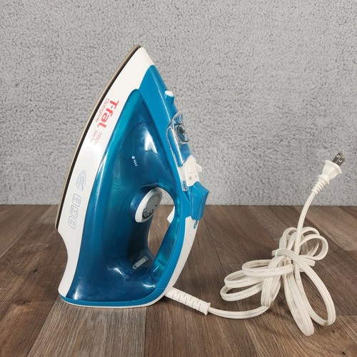 T-fal Ultraglide Steam Iron FV1537 Ceramic Soleplate Easy Gliding Blue White