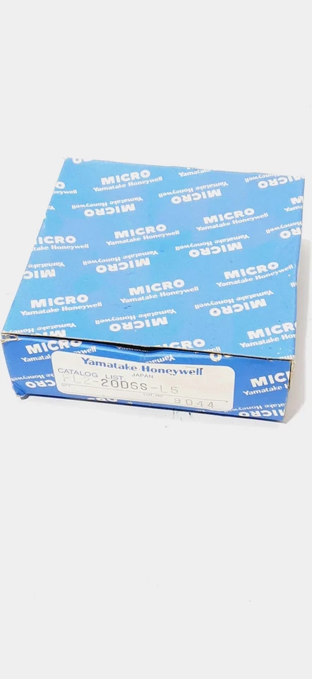 Yamatake Honeywell FL2-20D6S-L5 Proximity Sensor 10-30VDC  - Image 4 of 4